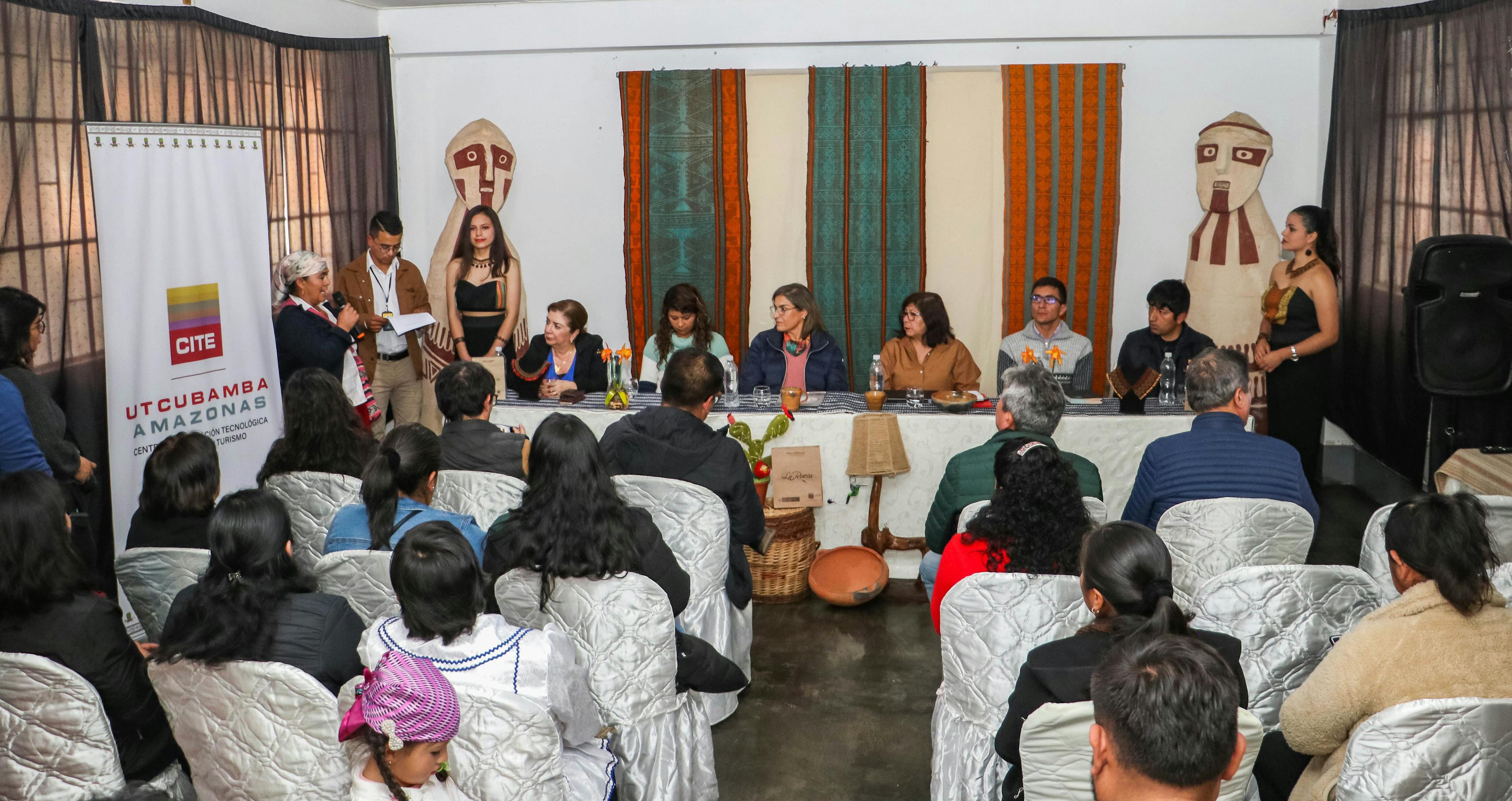 Firma del convenio de desempeño 2023 entre MINCETUR y CITE Utcubamba Amazonas