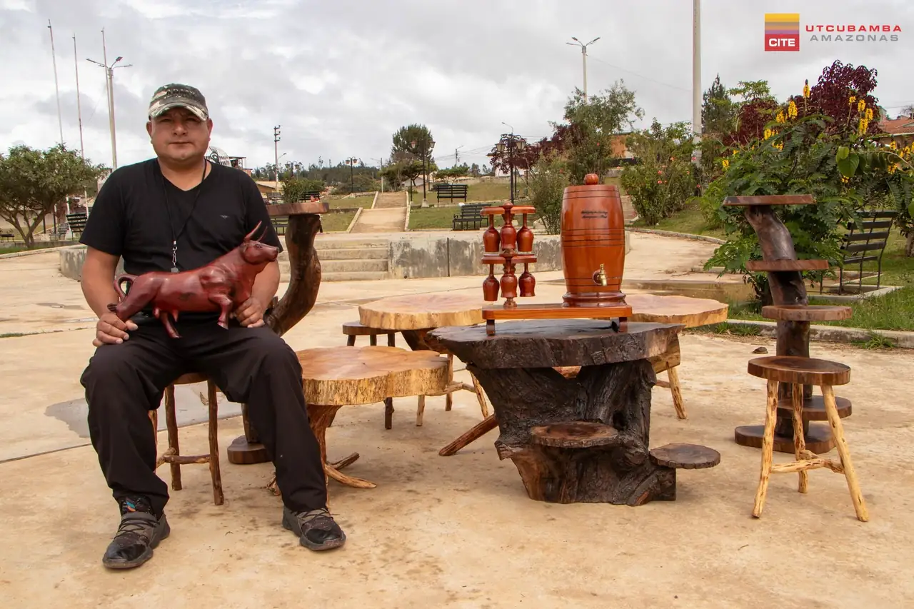Abraham Piérola Lucana: foto 9 de la galería