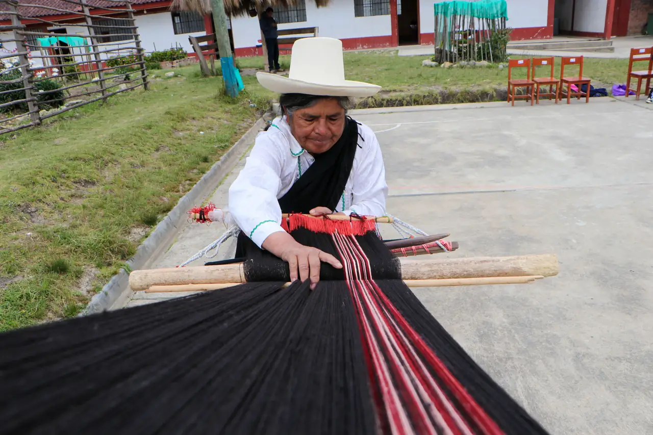 Foto 3 de «CITE Utcubamba respalda la declaratoria del Poncho Triteño como Patrimonio Cultural de la Nación»
