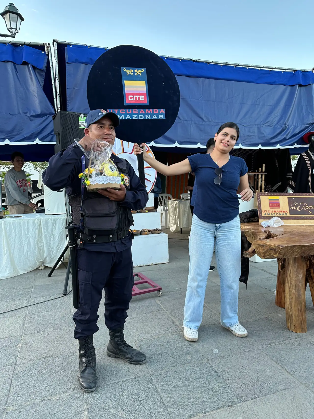 Foto 8 de «Feria Artesanal La Rueca 2023-I Edición»