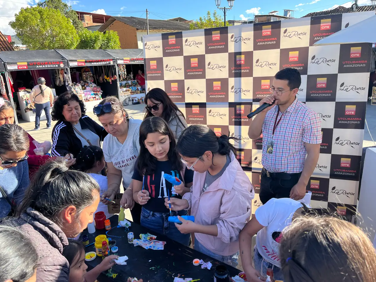 Foto 6 de «Feria de Innovación Artesanal 2025»