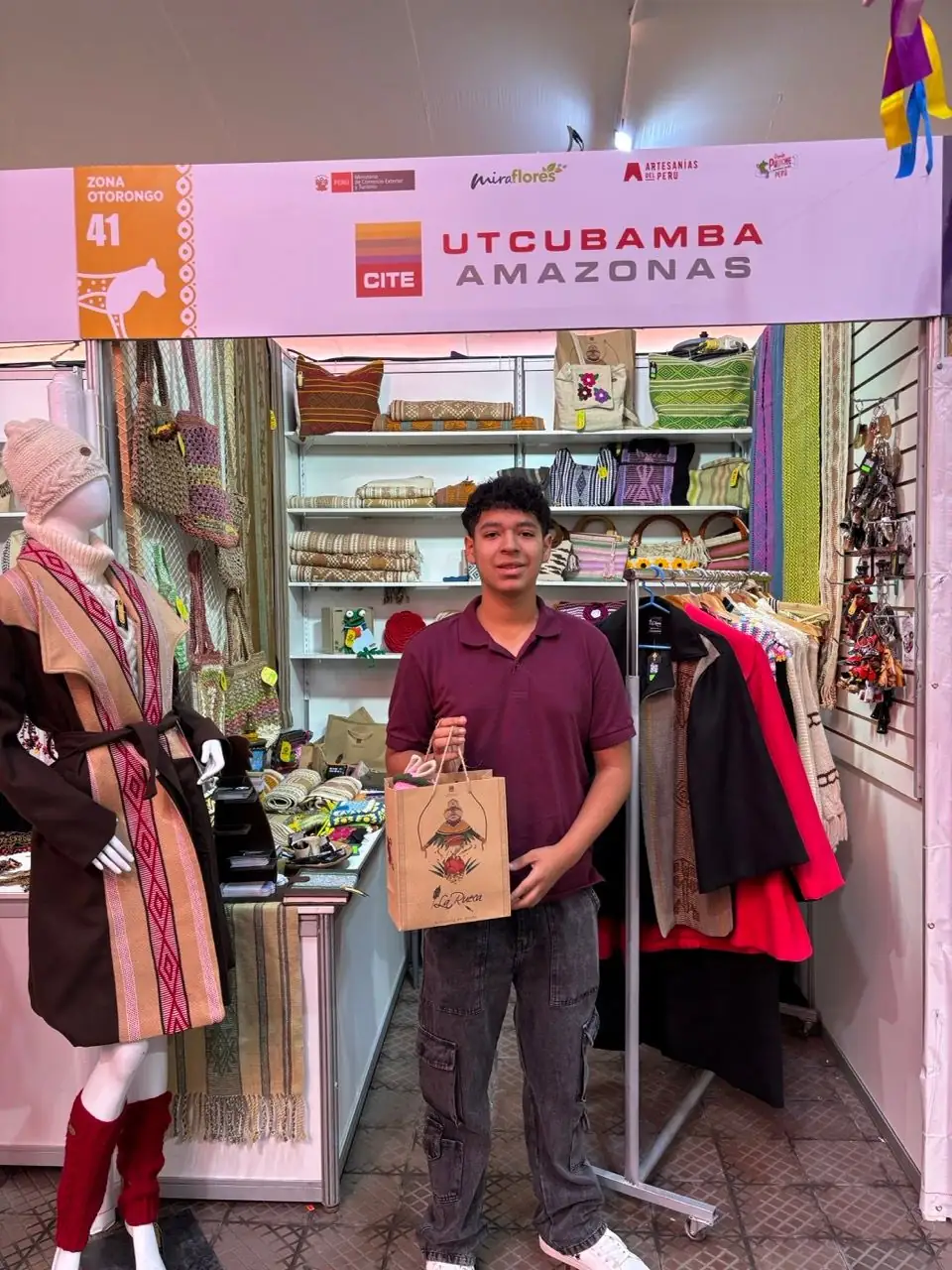 Foto 2 de «La Rueca presente en "De Nuestras Manos": La primera marca colectiva artesanal de Amazonas llega a Lima»